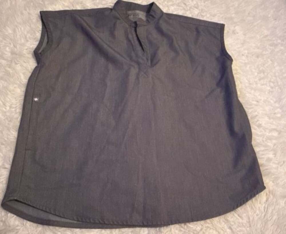 FIGS Technical Collection Gray Sleeveless Scrub Top XS